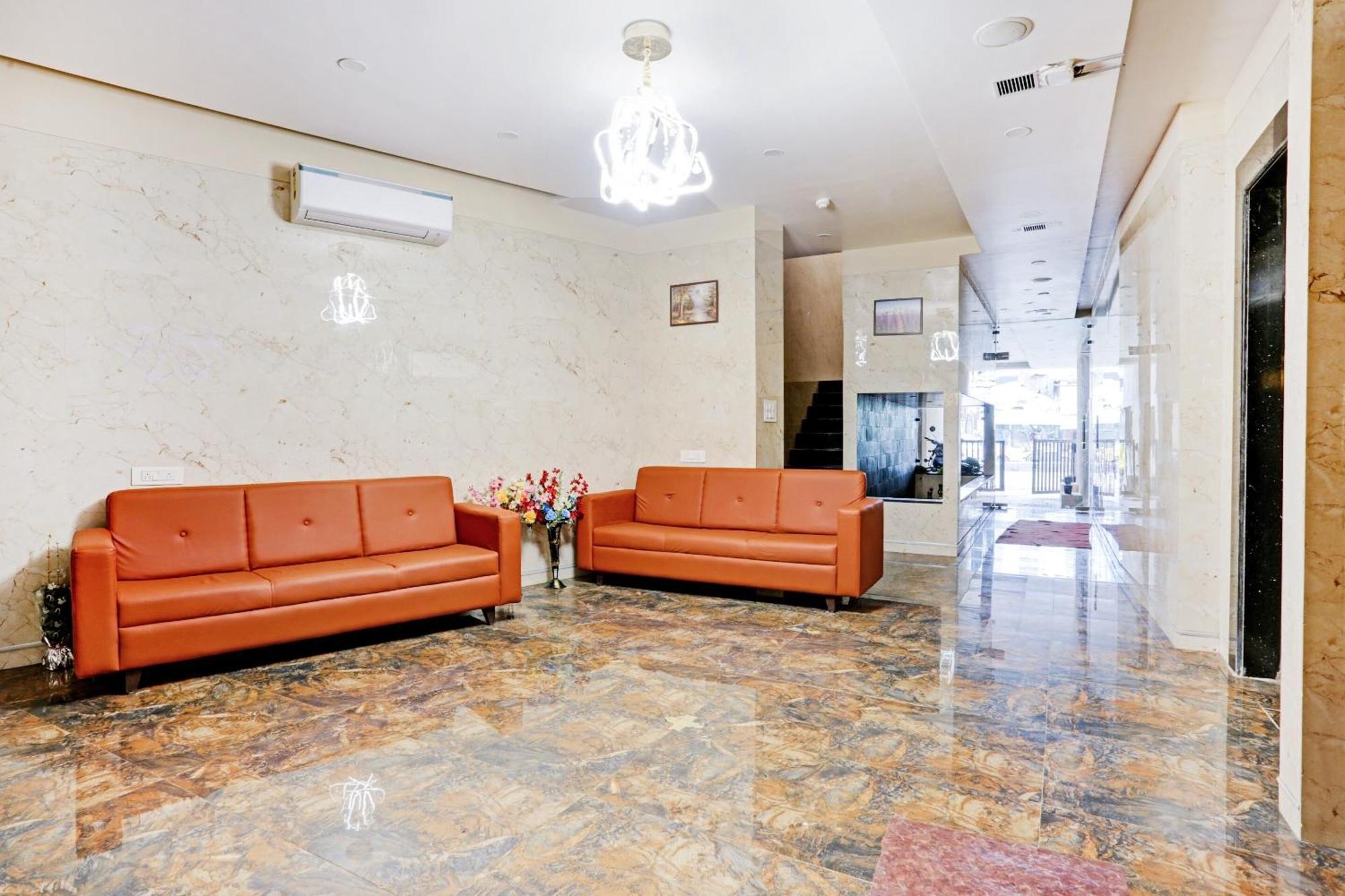 Capital O 80951 Hotel Vertigo Suite 孟买 外观 照片